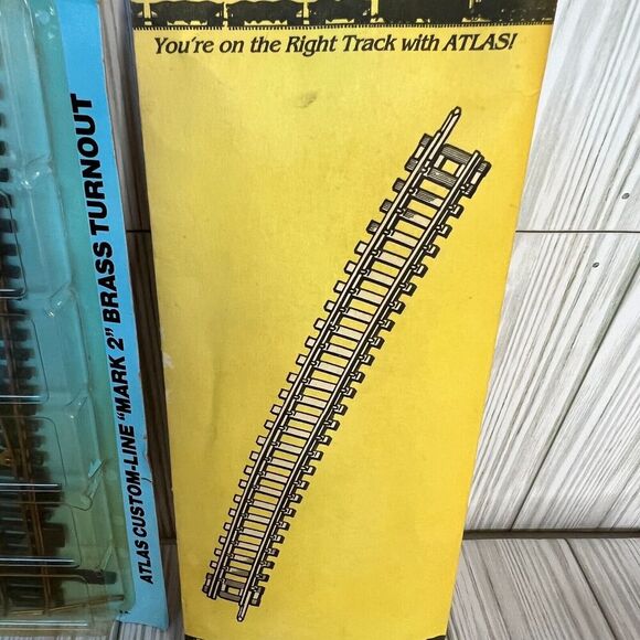 Train Track HO Atlas Brass #2 Turnout, 72" Picket Fence, 18" Radius Track Tunnel - Picture 3 of 9